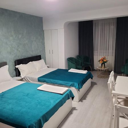Zenlux Ξενοδοχείο Ιάσιο Εξωτερικό φωτογραφία